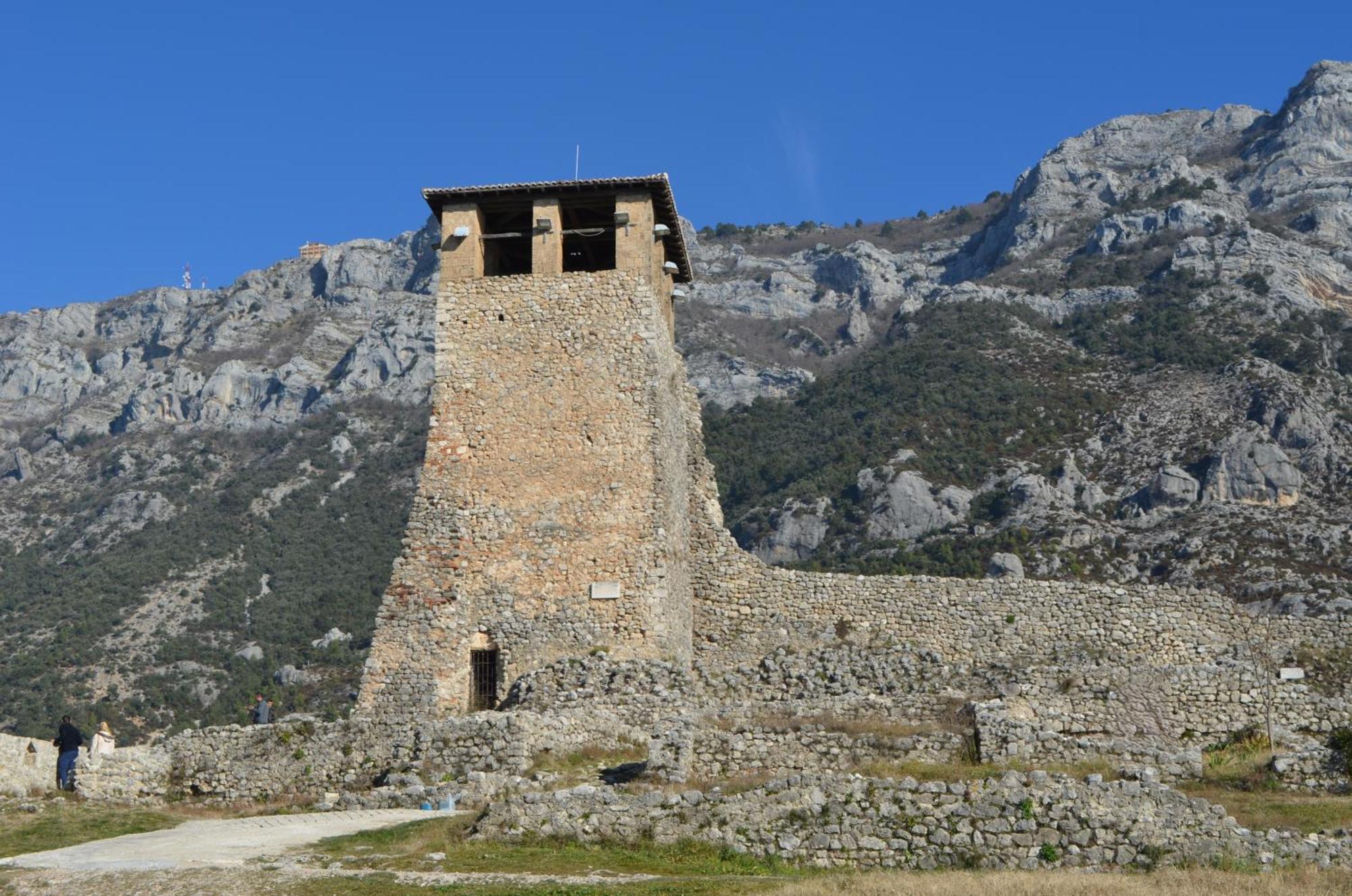 The House Of Dollma , Inside Kruja Castle Hotel Buitenkant foto